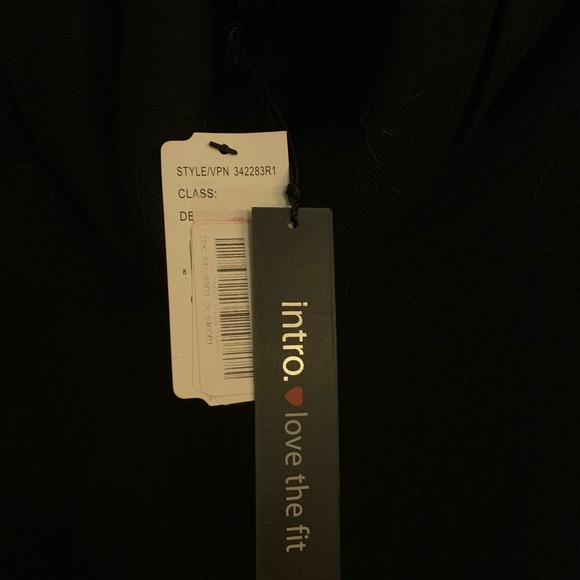 New w/tags, black cowl neck tunic sweater, size 2x - Picture 5 of 8